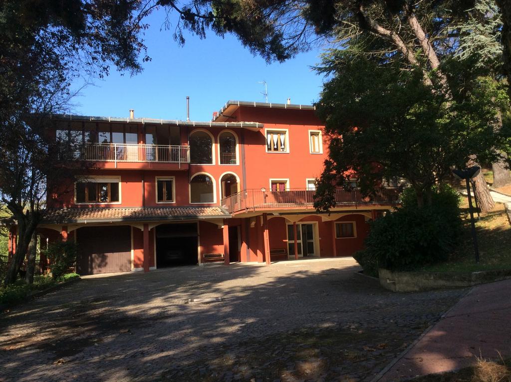 Agriturismo Mezzaluna Hotel Montalto Pavese Exterior foto